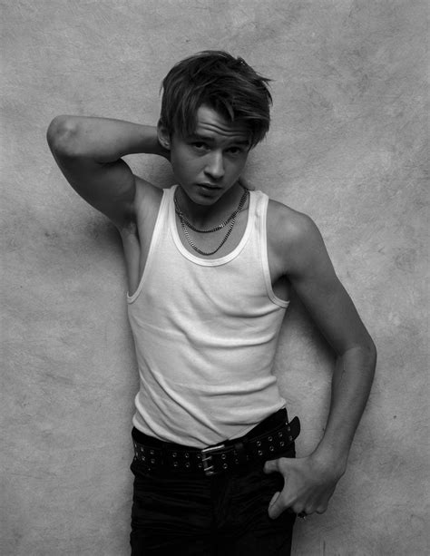 Danger Max Jenkins | Jenkins, Cute teenage boys, Lost in space