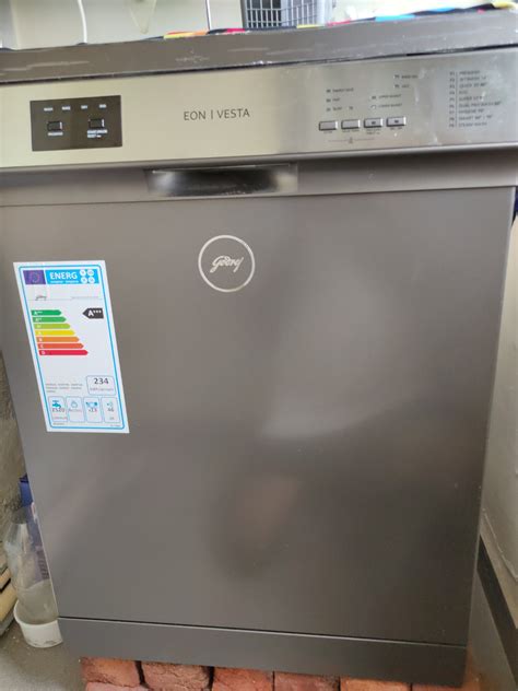 Godrej Eon Dishwasher | Steam Wash Technology |13 place setting ...