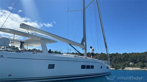 LUMINA, Sailing vessel - Details and current position - MMSI 236112808 ...