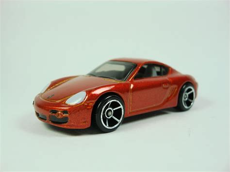 ZT's Dream Garage: Hot Wheels Porsche Cayman S