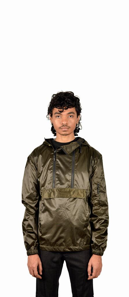 Twin Zip Pop-Over – Theorem