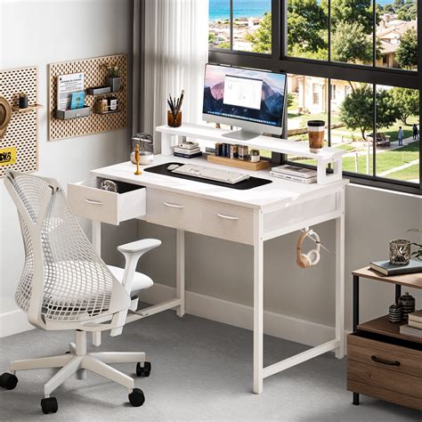 Small Computer Desks for Home 的图像结果