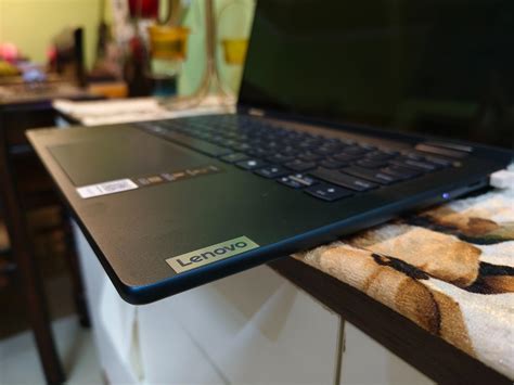 Lenovo Yoga 7 Intel Evo Core Ultra 7 155H Built-in AI 14"(35.5cm) WUXGA ...