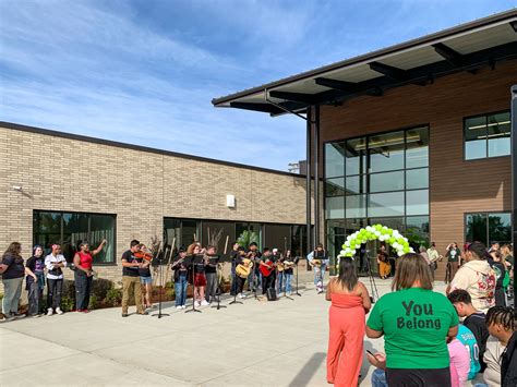 News — ROWELL BROKAW