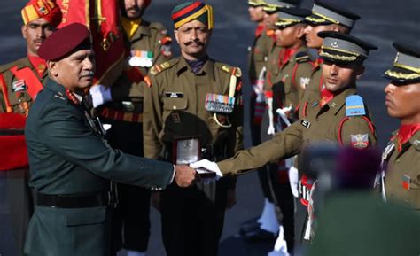 Russian Knights Honor Fallen IAF Pilot Wing Commander Namansh Syal with ...