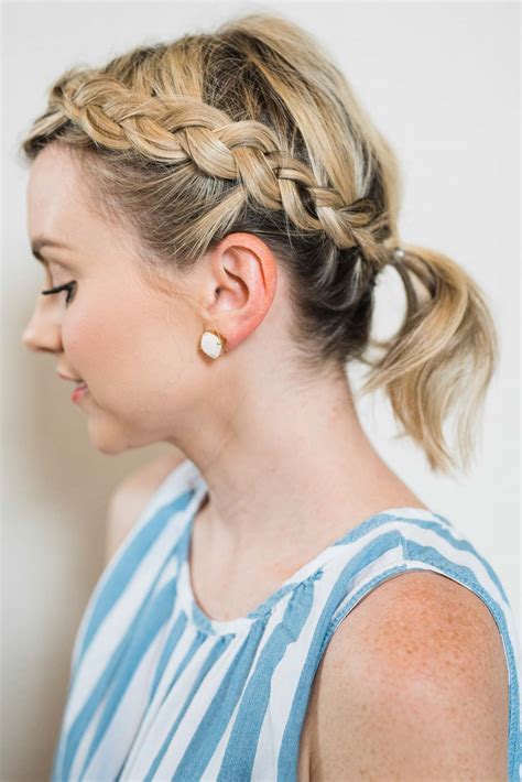 How To Do An Easy Side Braid Ponytail | Beauty | Poor Little It Girl