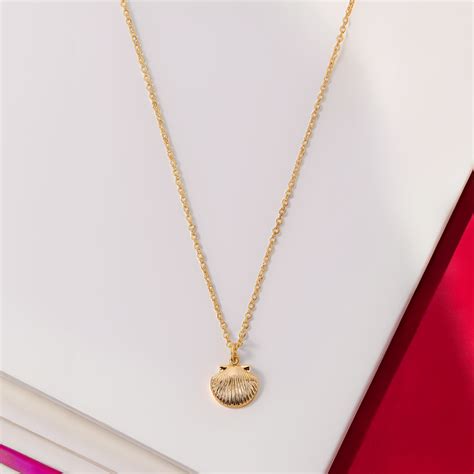Gold Shell Pendant Necklace - Accessorize India