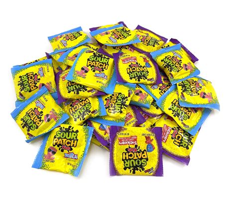 SOUR PATCH KIDS Tricksters & Tropical Candy, Individual Pouch Fun Size ...