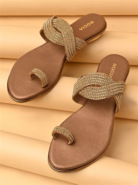Buy Wedding Footwear for Ladies Online | Stylish Chappals & Wedding ...