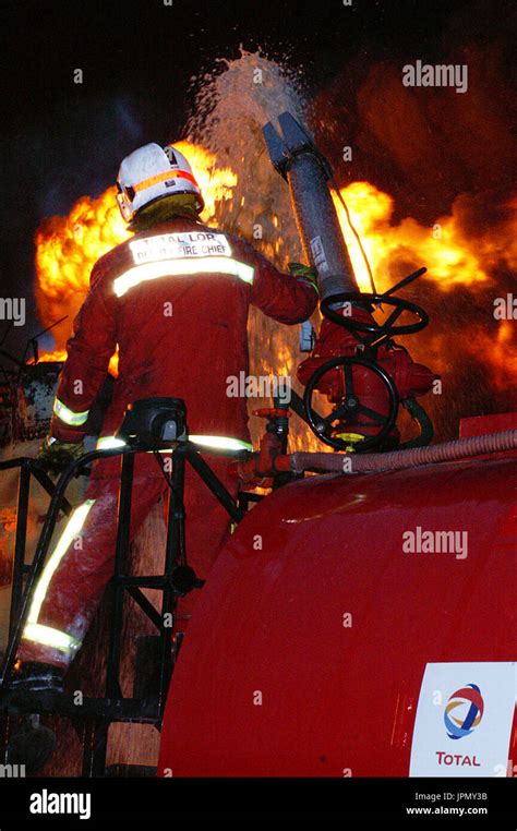 Boiling Fuel Explodes 的图像结果