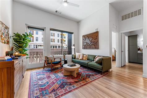 Gallery | Luxury Apartments in Denver CO | Aura Arts District