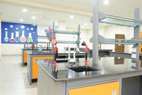 GIGIS Vijayawada Computer Science Lab 10 - GIGIS