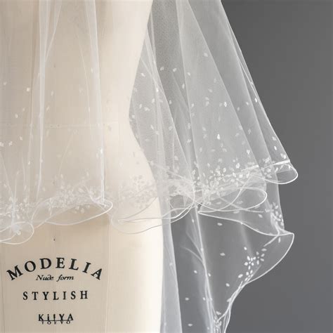 (Lsize)グリッター+メロー加工ウェディングベール 70+280cm GRV-3C-IV-L | AiLE-ブライダルアクセサリー ...