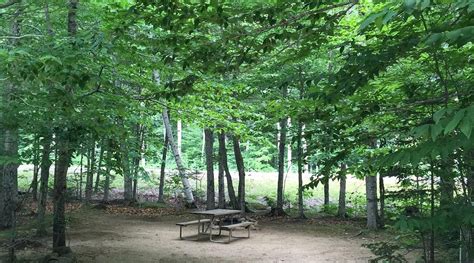 CRAWFORD NOTCH GENERAL STORE AND CAMPGROUND (Twin Mountain ...