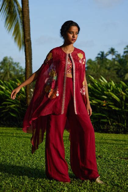 Pastels – Tagged "Maroon"– Mishru