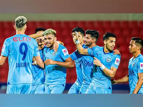 ISL 2023-24: Mumbai City FC strengthen position at top with 3-0 win ...