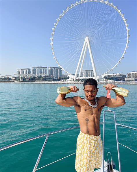 Deshae Frost Height, Weight and Physica Measurements - CeleHeights