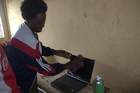 Computer Maintenance Training 的图像结果