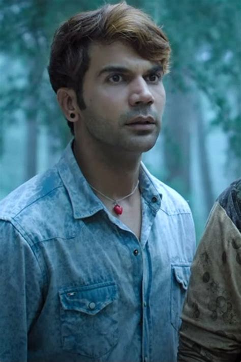 Phone Booth: Get Latest Buzz, Updates, Gossip, Photos & Videos