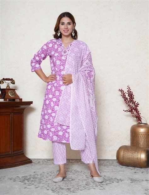 Munsell Purple floral printed Cotton Suit – Paridhaanam