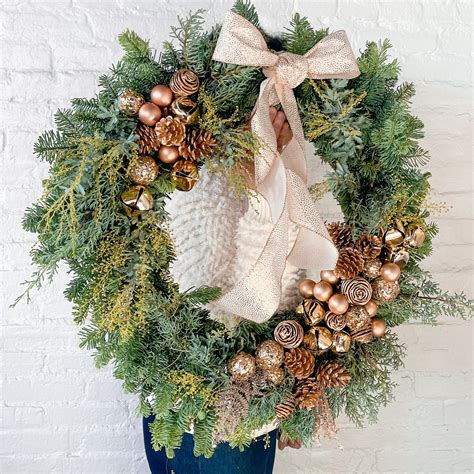 Fresh Holiday Wreaths & Flowers – Fiori and Fern