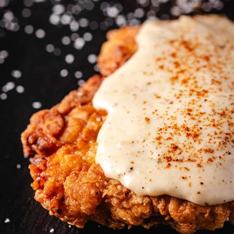 Backyard BBQ Chicken Pizza [with Video] - Hey Grill Hey