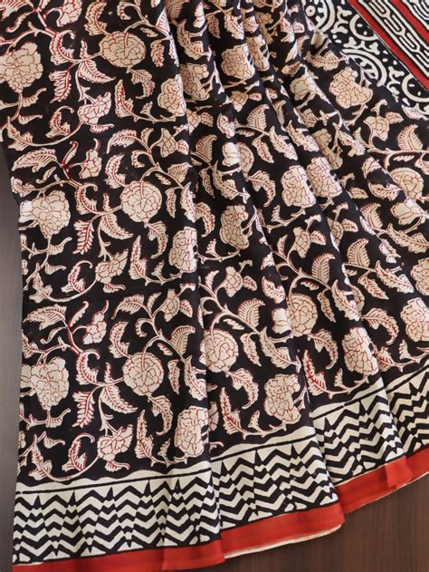 Buy Latest Black Sarees Online