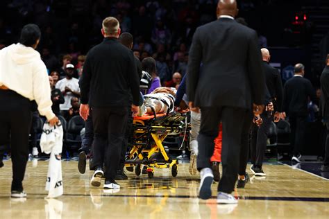 Jaylen Wells injury: Grizzlies rookie stretchered off court after scary ...