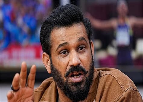 तुम्बाड अभिनेता सोहम शाह की फिल्म क्रेज़ी के सेट से लीक हुई तस्वीरें ...