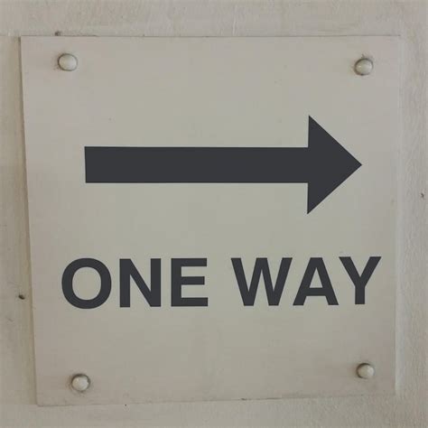 Entrance arrow Images - Free Download on Freepik