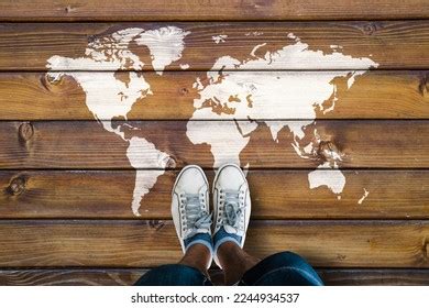 World Map Floor 的图像结果