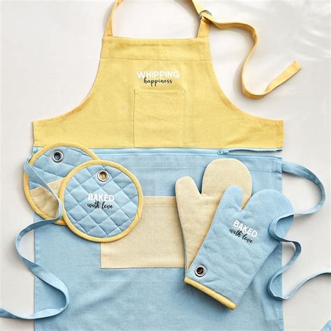 Buy Bakers Pride Cotton Printed Kitchen Apron from Home Centre at just ...