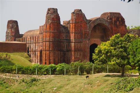 Dakhil Darwaza, Malda - Tripadvisor