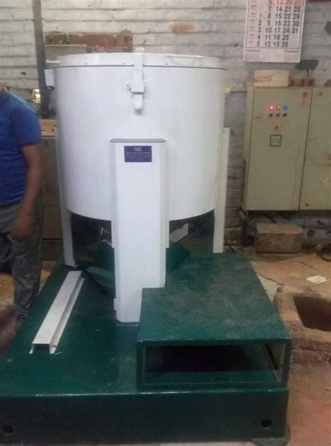 Rezultat imagine pentru Marijuana Extractor Machine