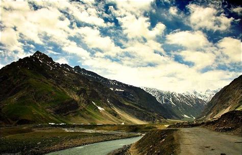 Travelogue of our roadtrip from Delhi to Kud Srinagar Gulmarg Sonamarg ...