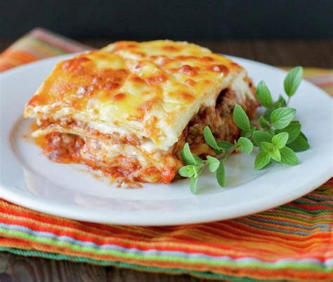 Lasagna with White Sauce and Bolognese   Pilar's Chilean  