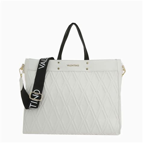 Bianca Valentino's Instagram, Twitter & Facebook on IDCrawl