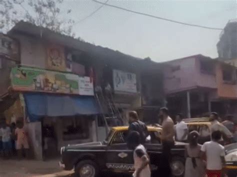 Salman spotted shooting for Sikandar at railway station