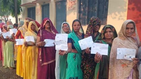 Assembly Election Voting Underway in Madhya Pradesh | Zee News