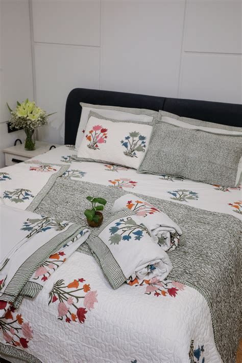 Meadow Bloom Bedding set ( Bedsheet & Double Bed Dohar ) – Nova Nua