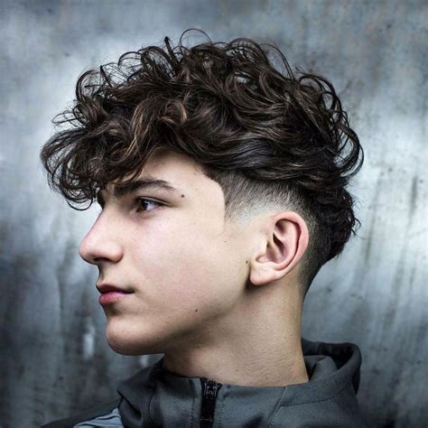 28 Best Low Fade Haircuts for Men in 2024 – Style & Tips - Blog