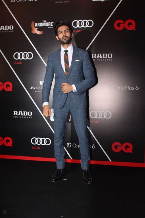Deepika, Hrithik, Sidharth, Preity, Adah and others sizzles at GQ Best ...