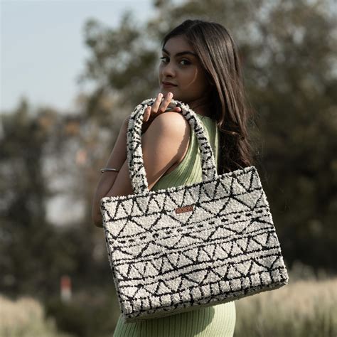 Monochrome Fuzz Box Bag Large - Maisha Lifestyle – Maisha By Esha