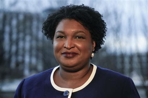 Stacey Abrams apologizes for maskless photos with schoolchildren - The ...