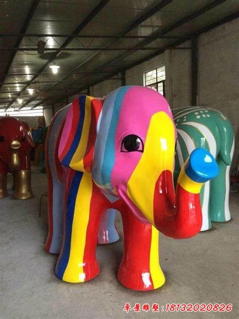 玻璃钢彩色大象雕塑，公园玻璃钢大象雕塑 - 卓景雕塑公司