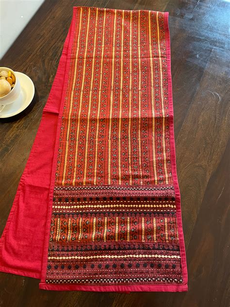 Table Runner – syutikargha