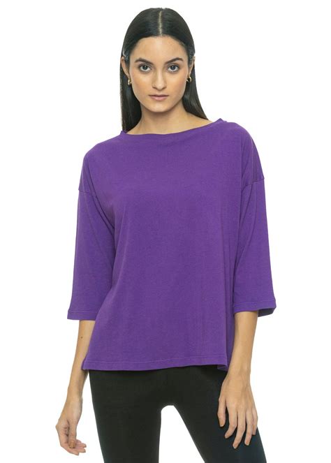 Get Solid Boat Neck Basic Loungewear T-Shirt at ₹ 999 | LBB Shop