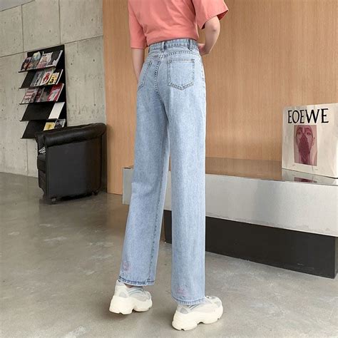 Pink Heart Embroidered Straight Fit Denim Jeans – Wildswest
