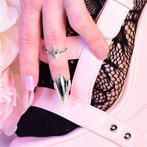 Hilarious Error Middle Finger Fuck Off Ring Holder Collectibles ...