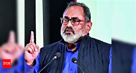 Apple: Indian government pressed Apple to soften threat warning alert ...